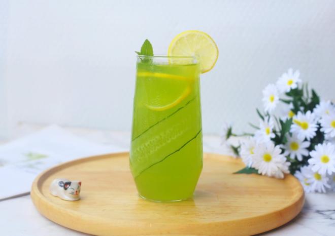 青瓜柠檬气泡水