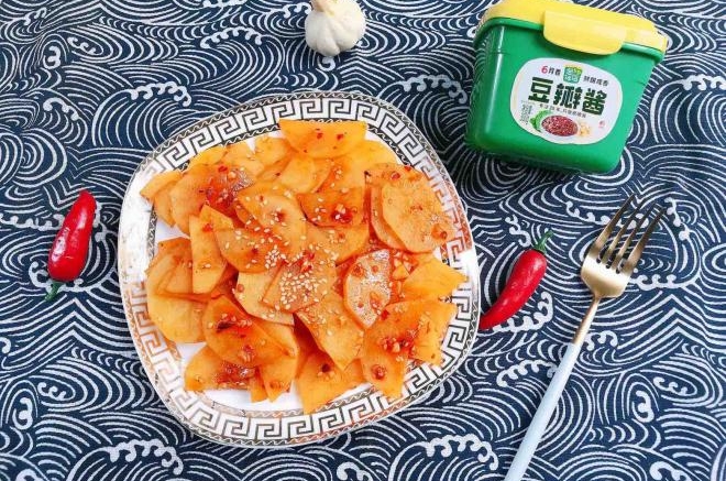 香辣酱爆土豆片