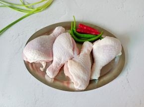 庭院刚摘的辣椒，特别嫩！