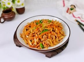 盛出装盘即可。