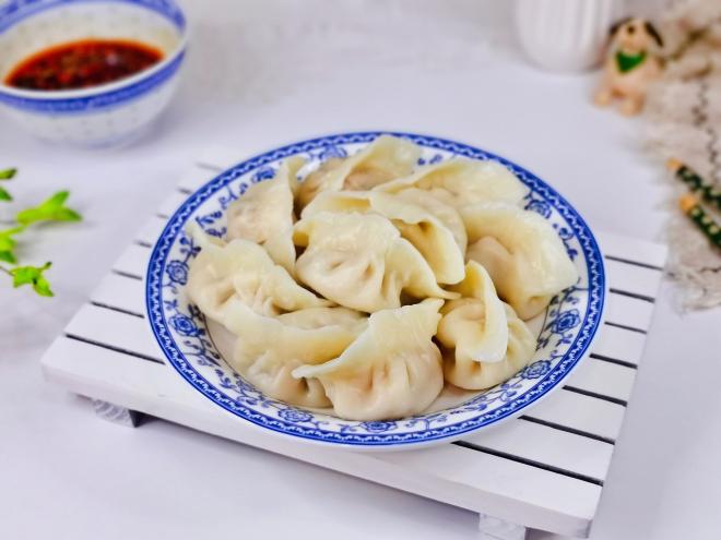 黑木耳鲜肉水饺