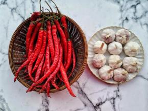 准备好所有食材。