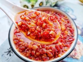 一次可以多做点，吃不完的放冰箱保存。随吃随取，超方便。
