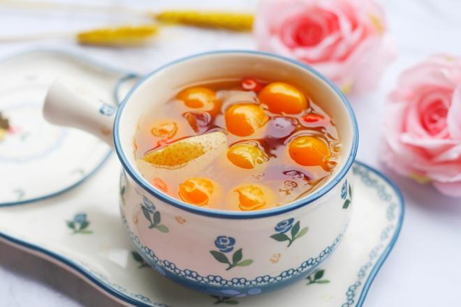 金桔雪梨银耳羹