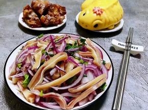 一个人也要好好吃饭好好对自己哦