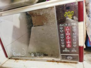 按温度100度，加热2分钟就可以了！