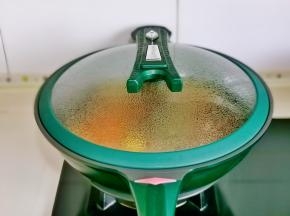 盖上盖子大约炖了15分钟。（时间可以自己掌握）