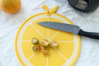 小青柠对半切开