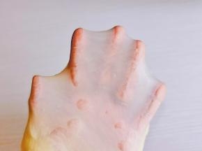 揉至不易破的手套膜即可。