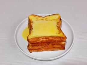 倒入奶浆。