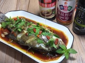 再淋入香油即可