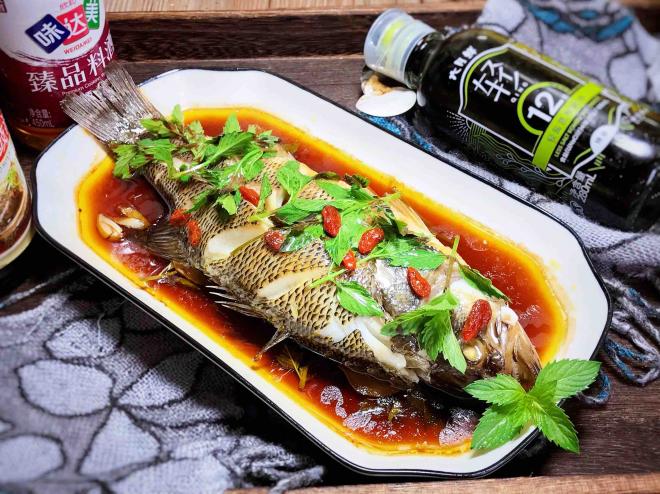 薄荷蒸鲈鱼