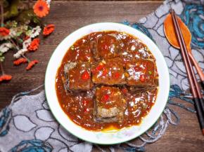 一道美味的香辣臭干子就做好了