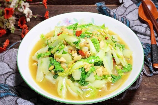 瓜子仁炝白菜