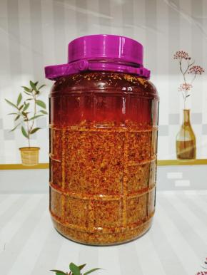 装进干净无水的玻璃瓶中，密封保存！随吃随取特别的方便！