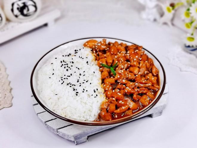 糖醋土豆鸡腿饭