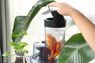 大口径，半个芒果直接放，简单又方便！