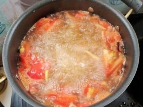加入适量的水，煮开！