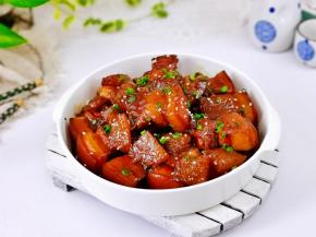 香味扑鼻而来。