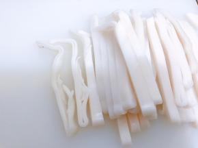 河粉切成条