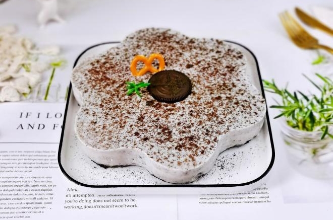 奥利奥酸奶慕斯蛋糕