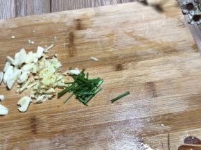备好葱姜蒜