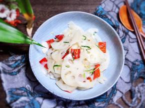 一道美味的炝炒藕片就做好了