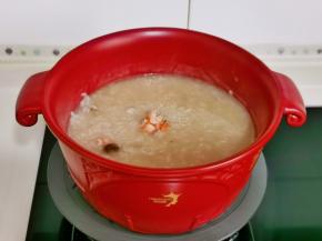 再加入虾仁煮3分钟。