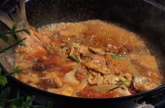 转小火焖烧3分钟