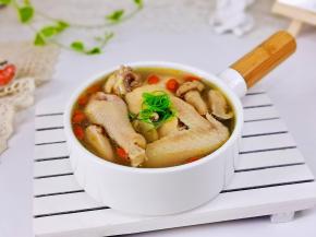 松茸鸡汤。
