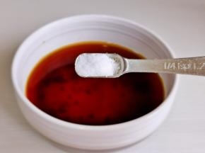 按个人口味加入盐。