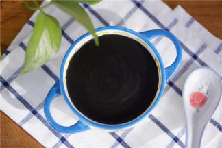 坚持每天喝芝麻糊，健康又美肤