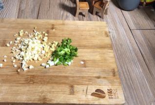 备好葱姜蒜