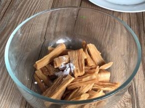 干腐竹中加入食用碱
