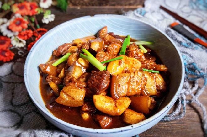 菱角烧肉