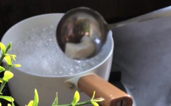 煮沸后加入猪油