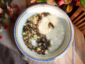  一道美味的紫菜豆腐八卦汤就做好了