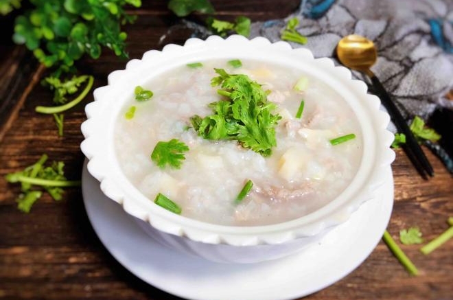 莲藕瘦肉粥