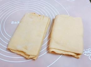 用压面机2档分别压个10来遍就很光滑了