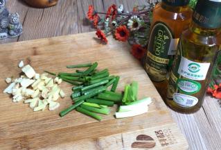备好葱姜蒜