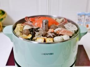 每次将食物煮熟即可按上升键，升降盘上的菜品吃好再按下降键，再加菜继续煮。