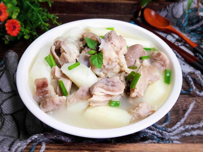 山药猪肚大骨汤