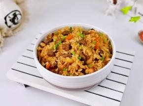 好吃到尖叫的牛肉焖饭。