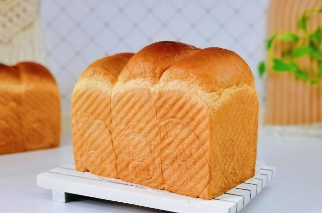 核桃仁奶香吐司