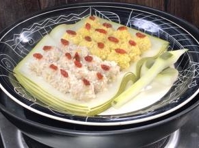 15分钟后，小心将蒸好的书本取出