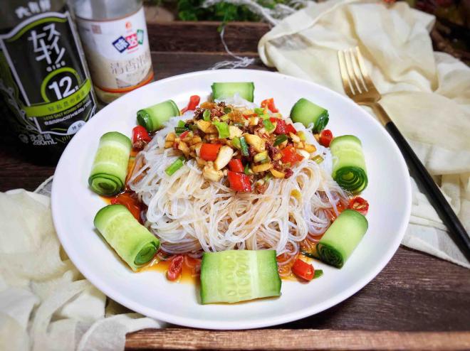 粉丝拌黄瓜