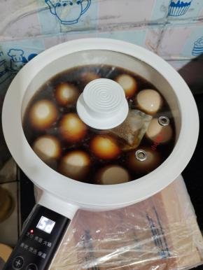 大火加热5分钟左右就煮开了！