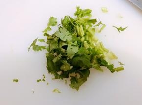 香菜切段