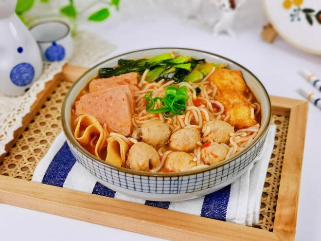 砂锅米线