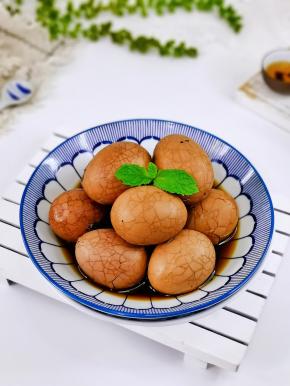 美味的茶叶蛋轻松在家做。